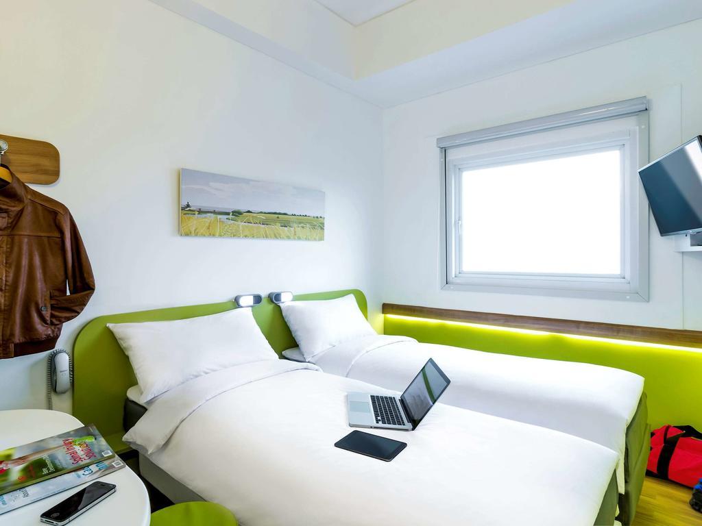 Standard Twin Room,435897612:JPEG